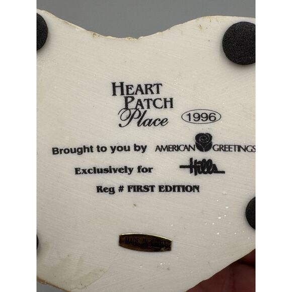 Heart Patch Place Bear Couple Ice Skating Figurine First Edition 1996 - Picture 9 of 11